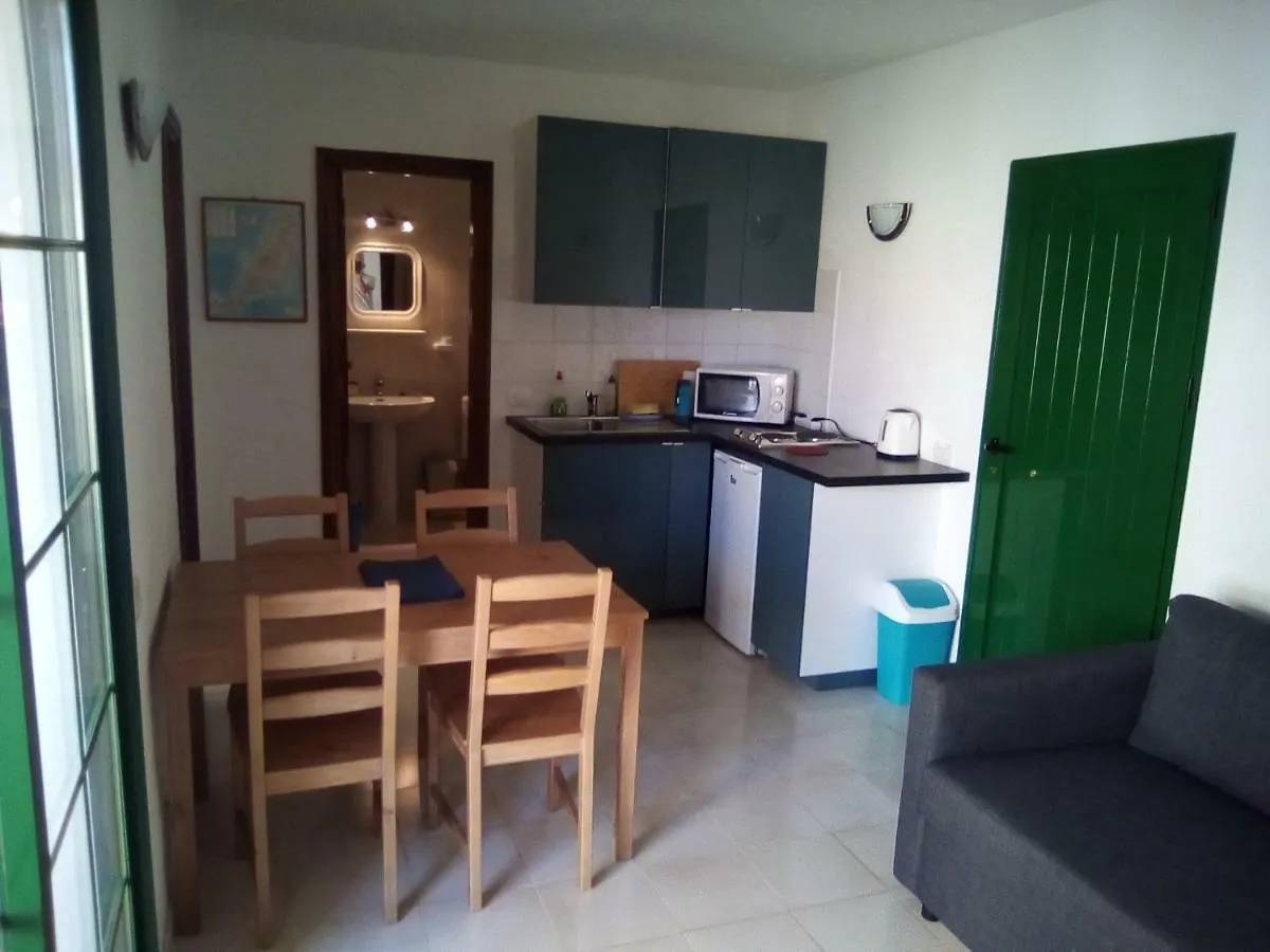 Caleta Paraiso - Lovely Coastal Apartment Costa De Antigua